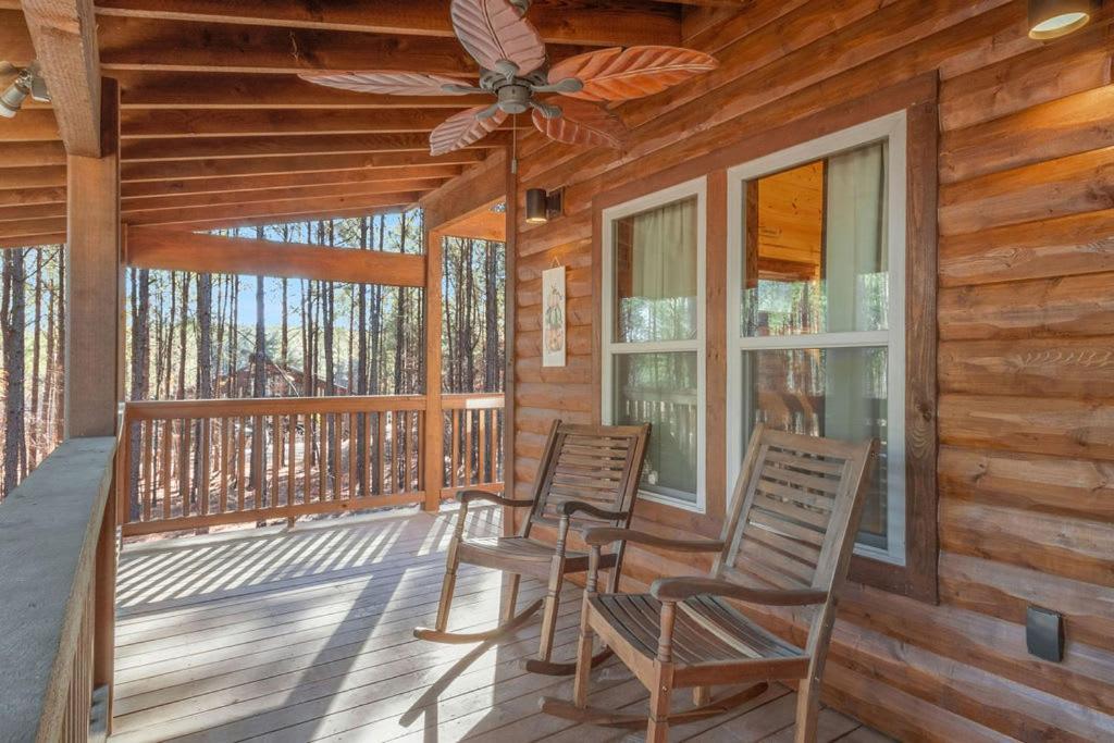Large Luxury 2Br Cabin W Hot Tub Double Trouble Was Designed For Fun Comfort And Memories Minutes From Buzzling Hochatown And Beautiful Beaver Bend State Park Broken Bow Ngoại thất bức ảnh