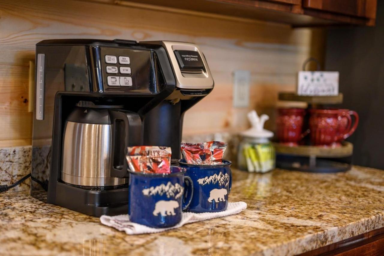 Large Luxury 2Br Cabin W Hot Tub Double Trouble Was Designed For Fun Comfort And Memories Minutes From Buzzling Hochatown And Beautiful Beaver Bend State Park Broken Bow Ngoại thất bức ảnh
