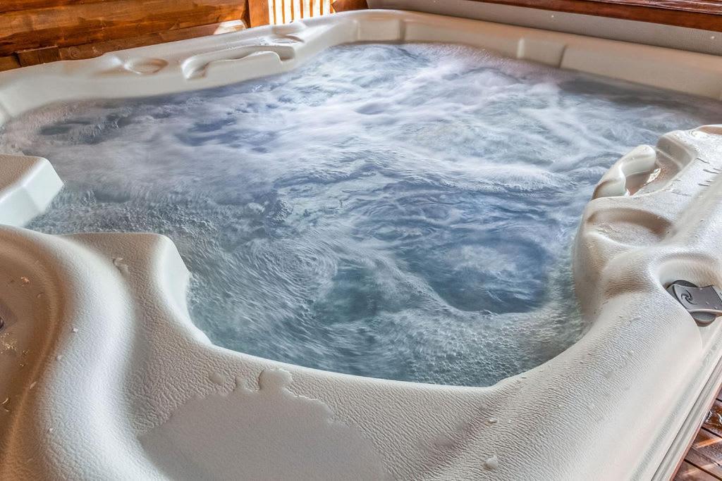 Large Luxury 2Br Cabin W Hot Tub Double Trouble Was Designed For Fun Comfort And Memories Minutes From Buzzling Hochatown And Beautiful Beaver Bend State Park Broken Bow Ngoại thất bức ảnh